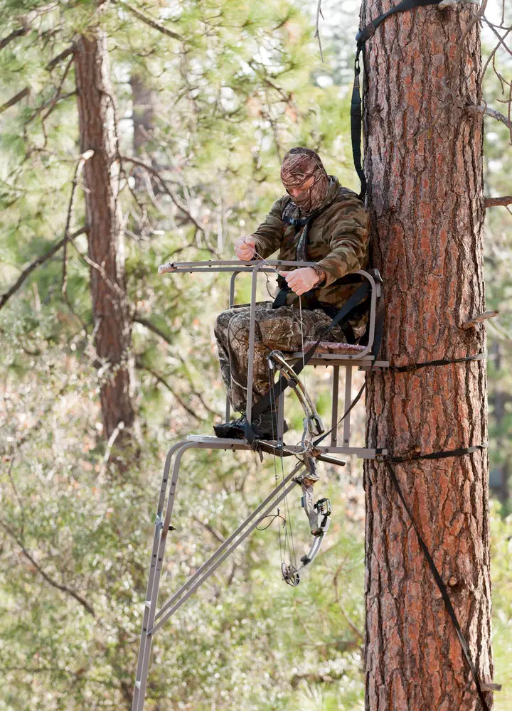 5 Tips for Bow Hunting From a Tree Stand Tectonic